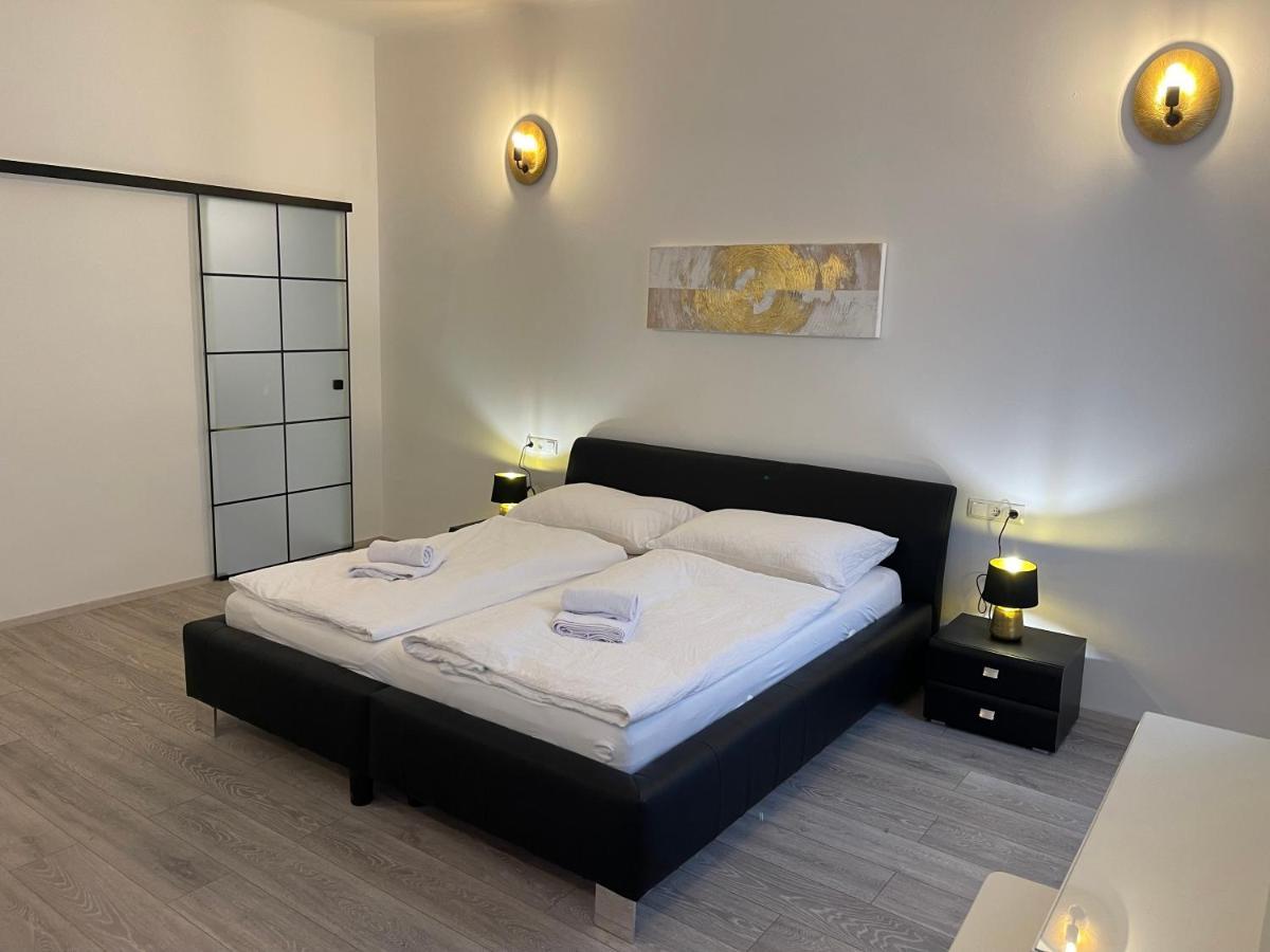 Fancy Apartment In The City Center เวียนนา ภายนอก รูปภาพ